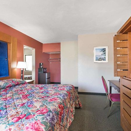 Budget Inn/ Natick Dış mekan fotoğraf