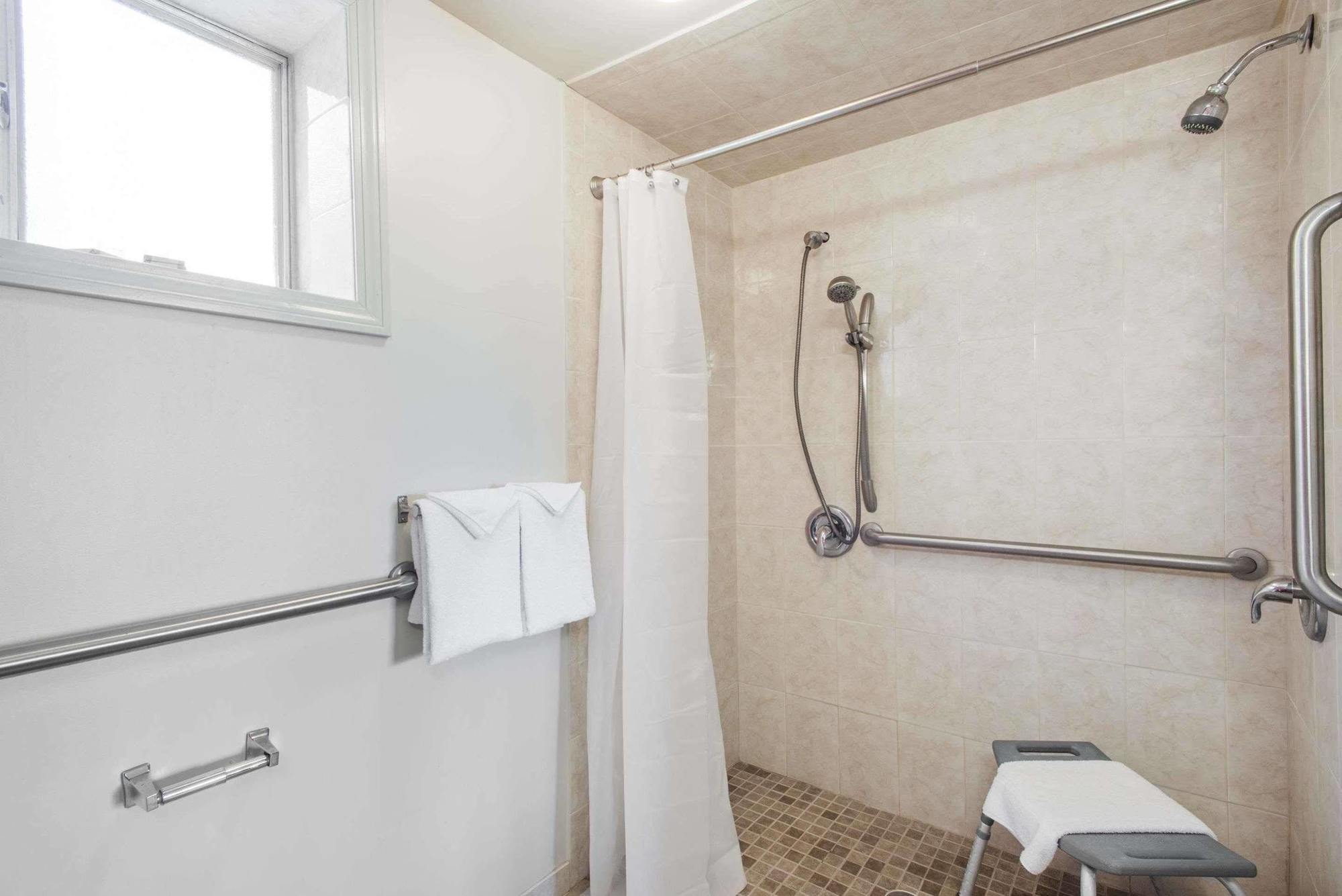 Budget Inn/ Natick Dış mekan fotoğraf